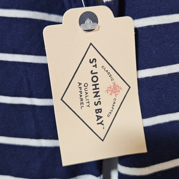 NWT St. John's Bay Women's Boat Neck Long Sleeve T-Shirt Navy Stripe - Picture 4 of 6